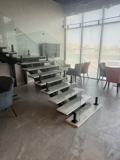 حماية الزجاج